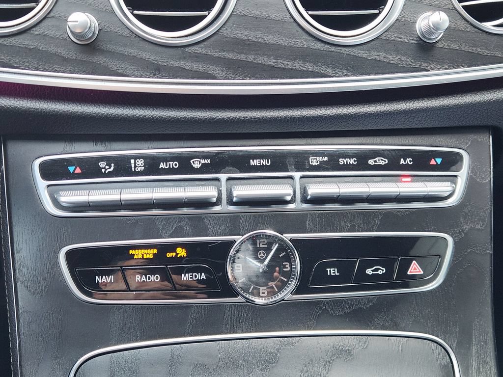 Used 2018 Mercedes-Benz E 300 image 18