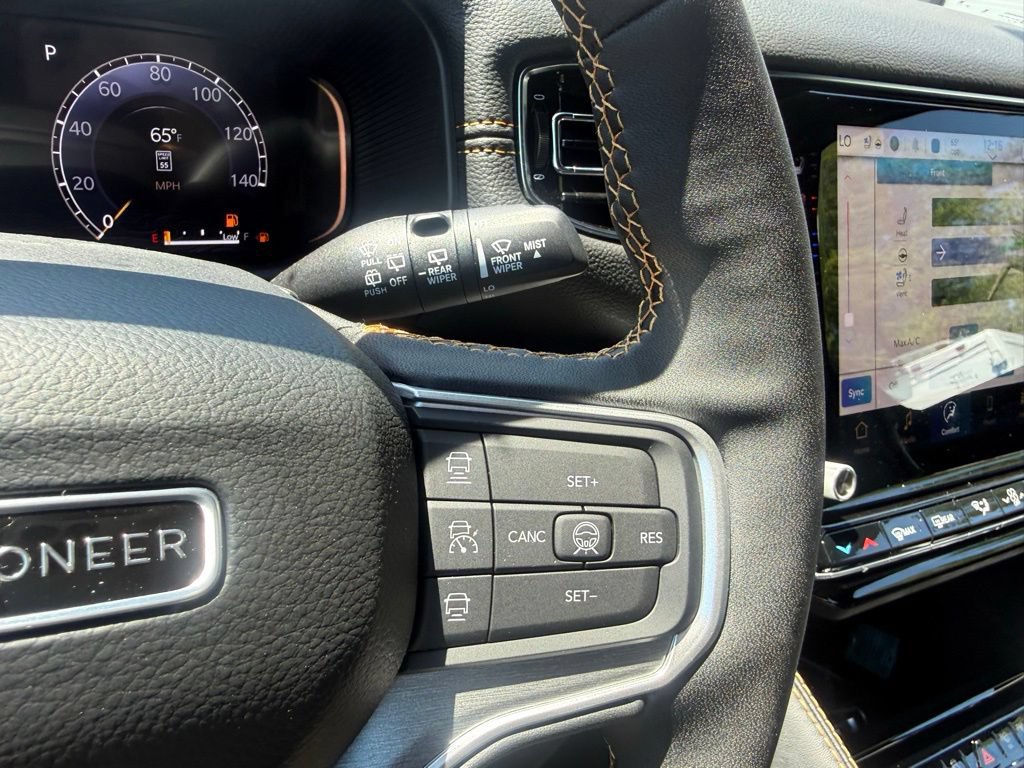 New 2026 Jeep Grand Wagoneer L 4WD image 17