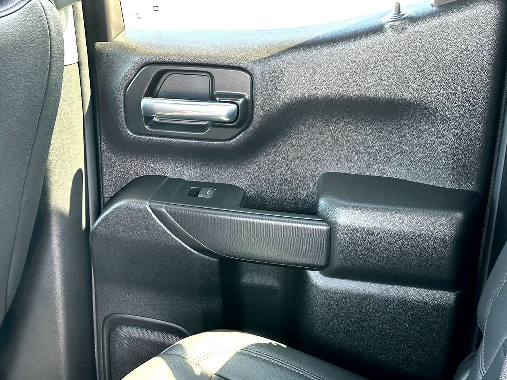 Used 2024 Chevrolet Silverado 1500 W/T w/ WT Value Package AWD/4WD image 18