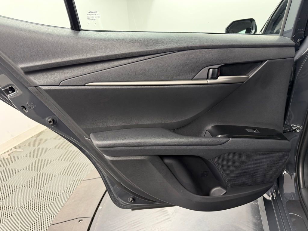 Used 2026 Toyota Camry LE image 35