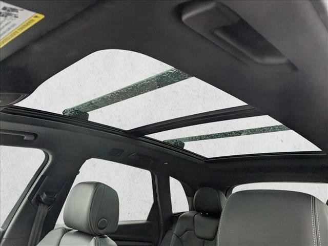 Used 2022 Audi SQ5 Premium Plus w/ Premium Plus Package AWD/4WD image 15