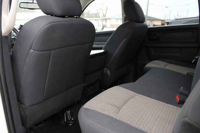 Used 2012 RAM 3500 ST w/ Chrome Appearance Group image 32