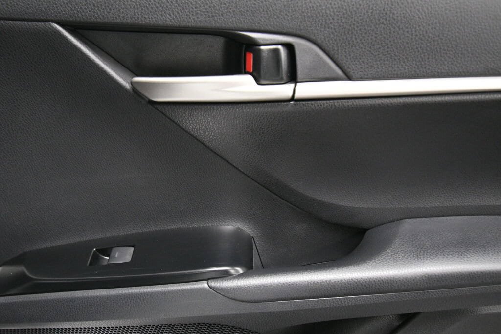 Used 2025 Toyota Camry LE FWD image 23