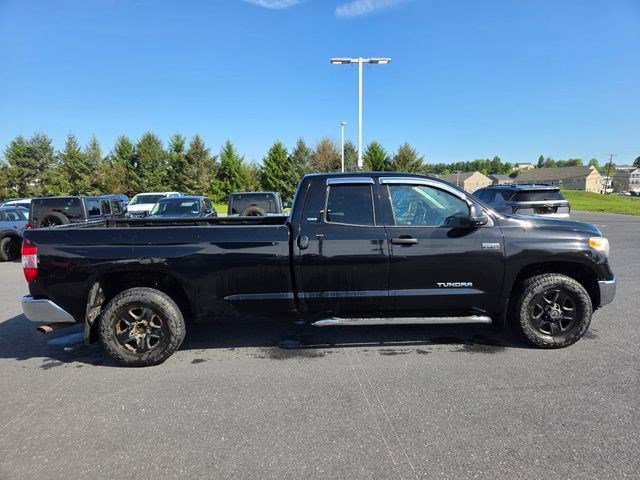 Used 2016 Toyota Tundra SR5 w/ SR5 Upgrade Package AWD/4WD image 16