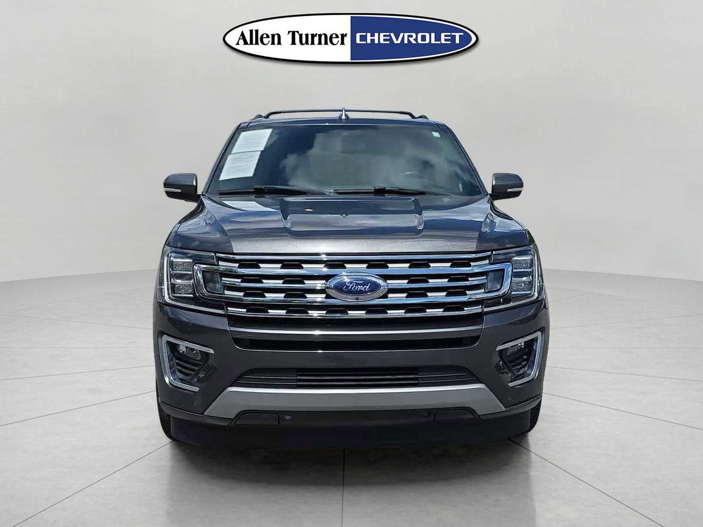 Used 2019 Ford Expedition Limited w/ Special Edition Package RWD image 2