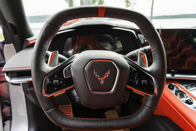 Used 2020 Chevrolet Corvette Stingray Preferred Cpe w/ 2LT Preferred Equipment Group RWD image 30