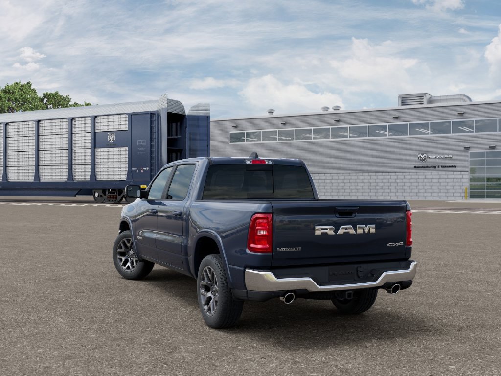 New 2027 RAM 1500 Laramie AWD/4WD image 3