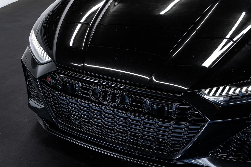Used 2023 Audi RS 6 w/ Executive Package AWD/4WD image 10