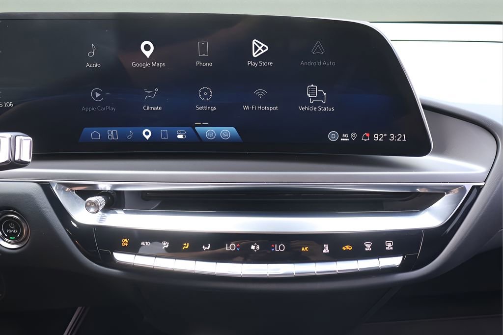 Certified 2024 Cadillac Lyriq Tech RWD image 23