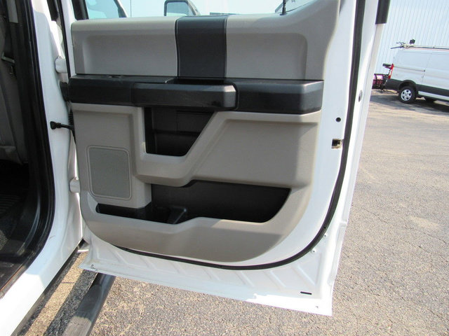 Used 2020 Ford F550 2WD Crew Cab Super Duty image 15