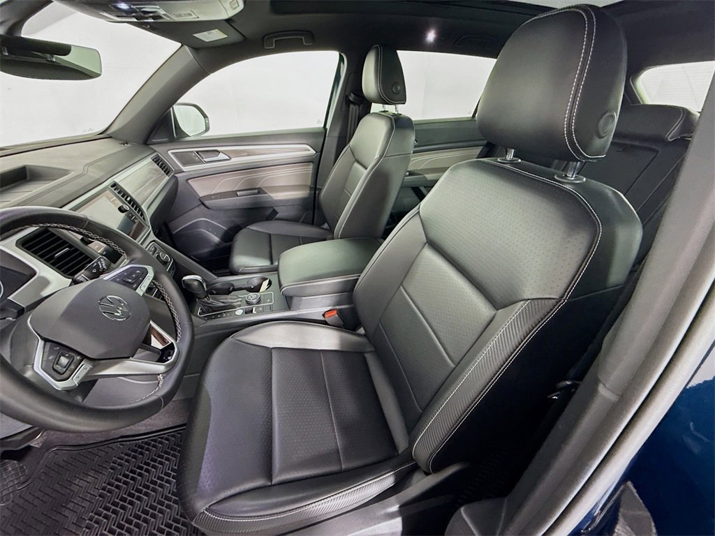 Used 2021 Volkswagen Atlas Cross Sport SE image 5