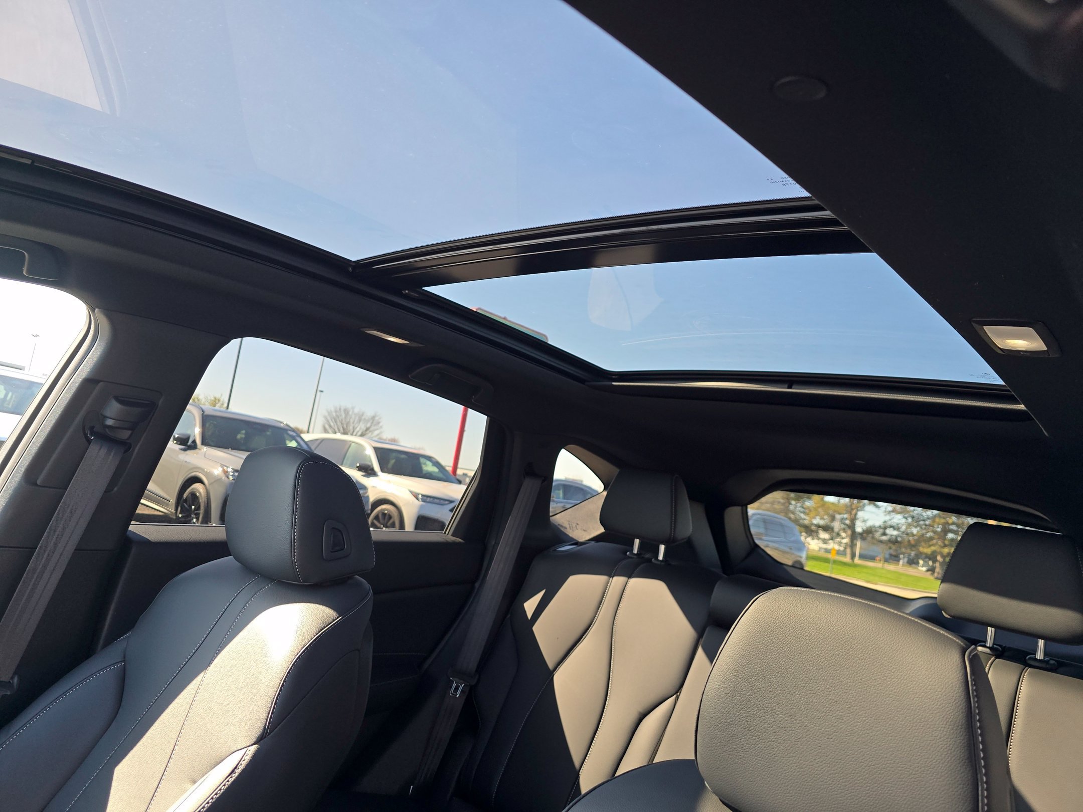 New 2026 Acura RDX SH-AWD image 15