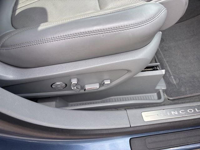 Used 2019 Lincoln Nautilus Reserve AWD/4WD image 43
