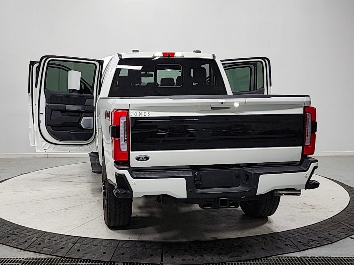 Used 2025 Ford F250 Platinum image 14