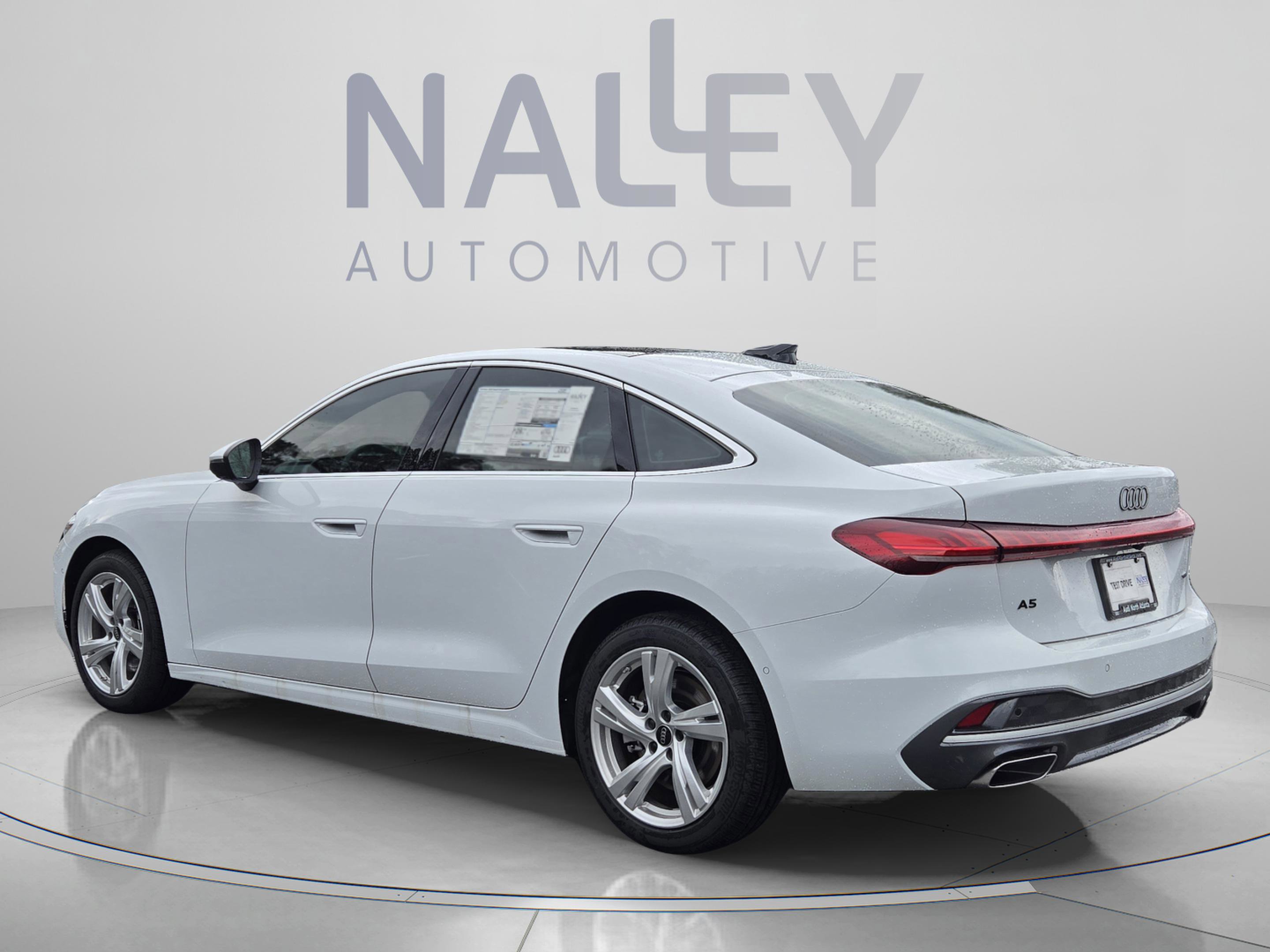 Used 2025 Audi A5 2.0T Premium image 4