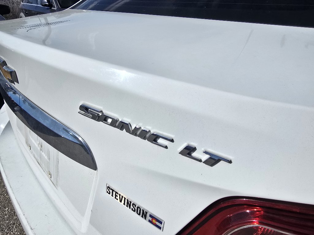 Used 2014 Chevrolet Sonic LT FWD image 21
