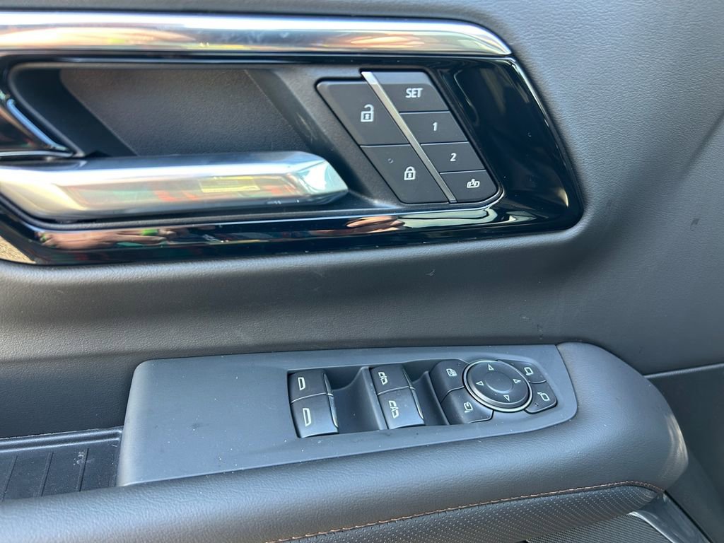 New 2026 Chevrolet Tahoe High Country w/ LPO, Illumination Package image 23