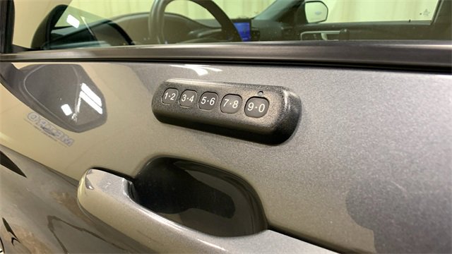 Used 2023 Ford Explorer XLT image 26