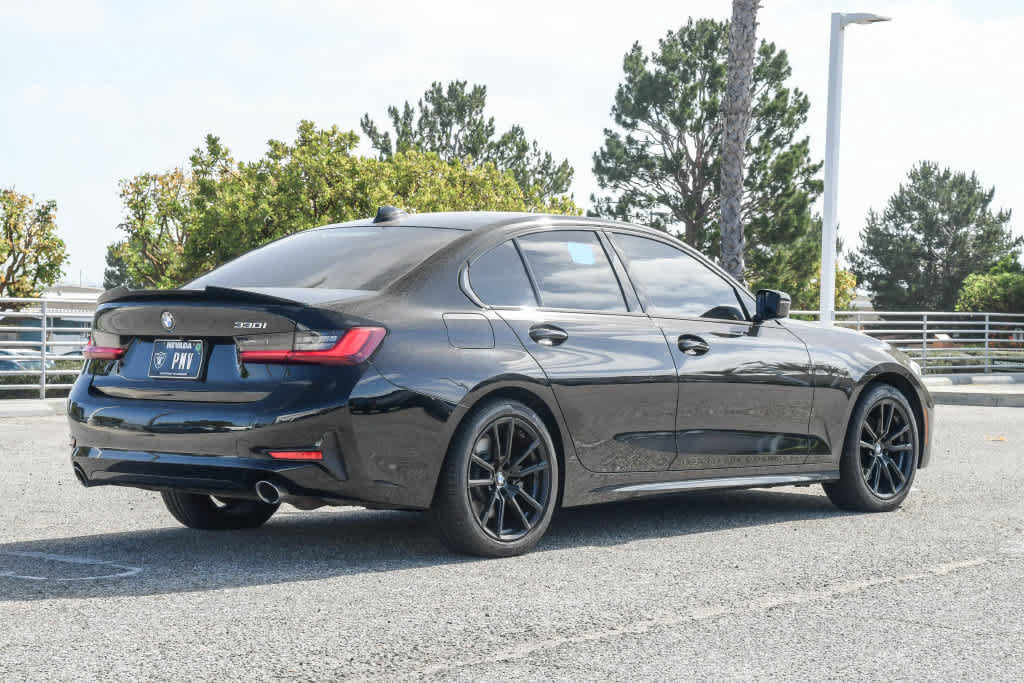 Used 2022 BMW 330i Sedan RWD image 6