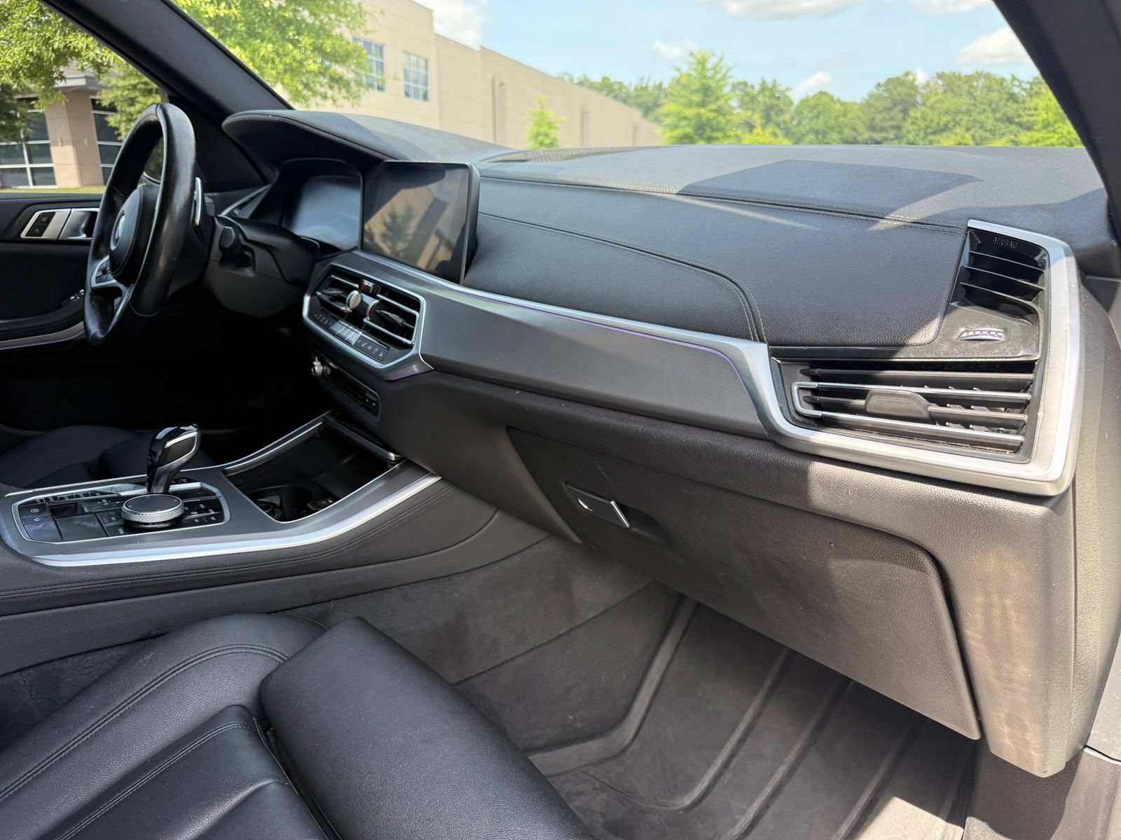 Used 2019 BMW X5 xDrive40i w/ Premium Package 2 AWD/4WD image 24