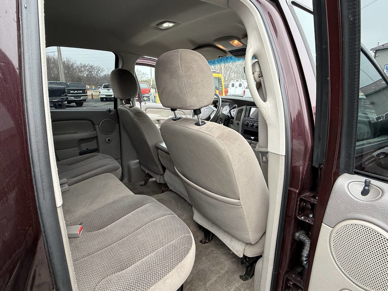 Used 2005 Dodge Ram 3500 Truck SLT image 28