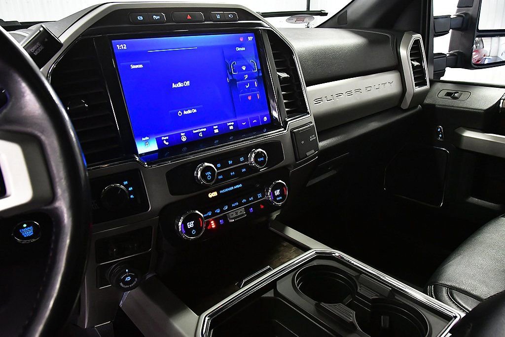 Used 2022 Ford F250 Lariat w/ Black Appearance Package image 23