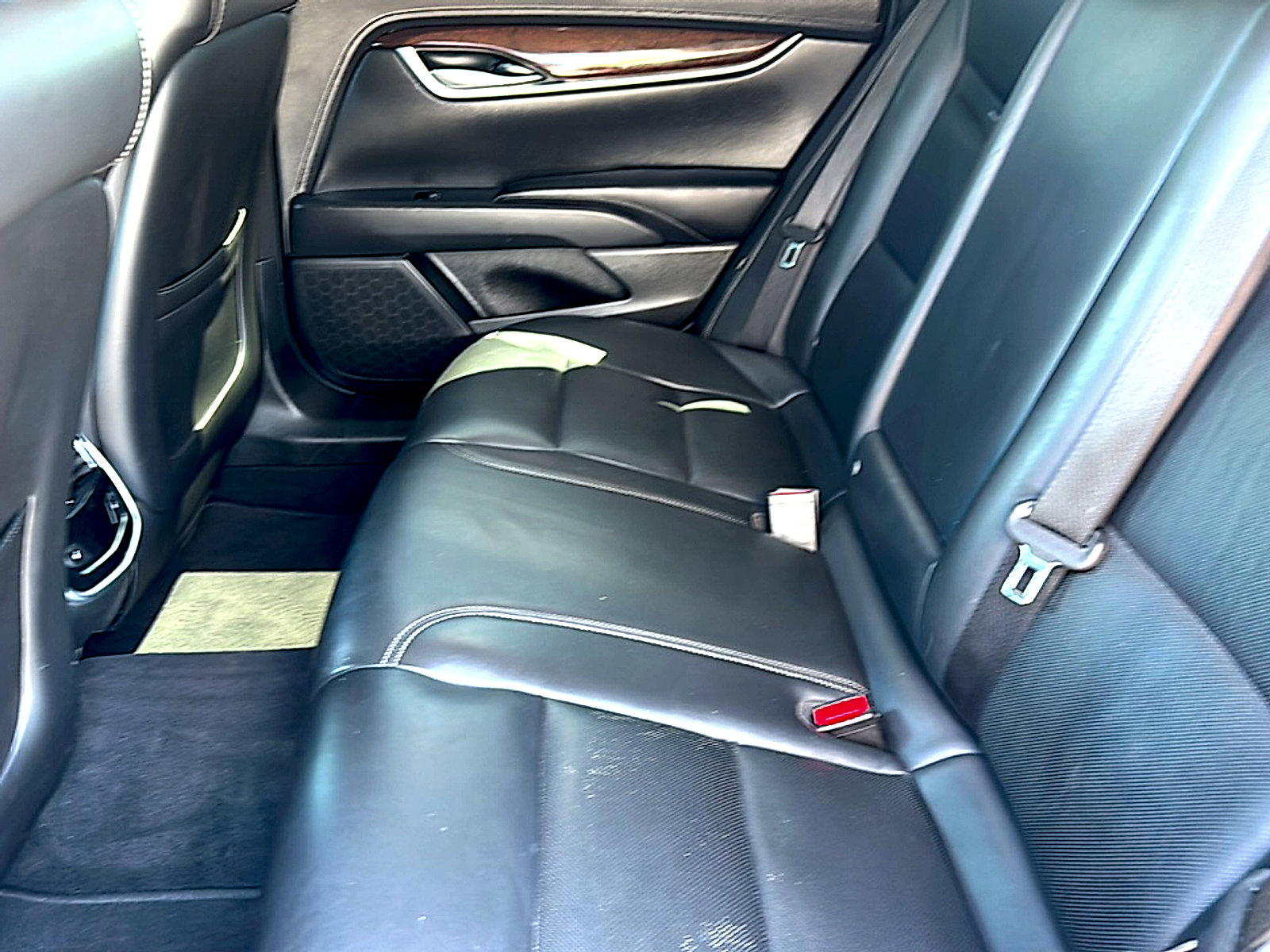 Used 2017 Cadillac XTS Luxury image 18