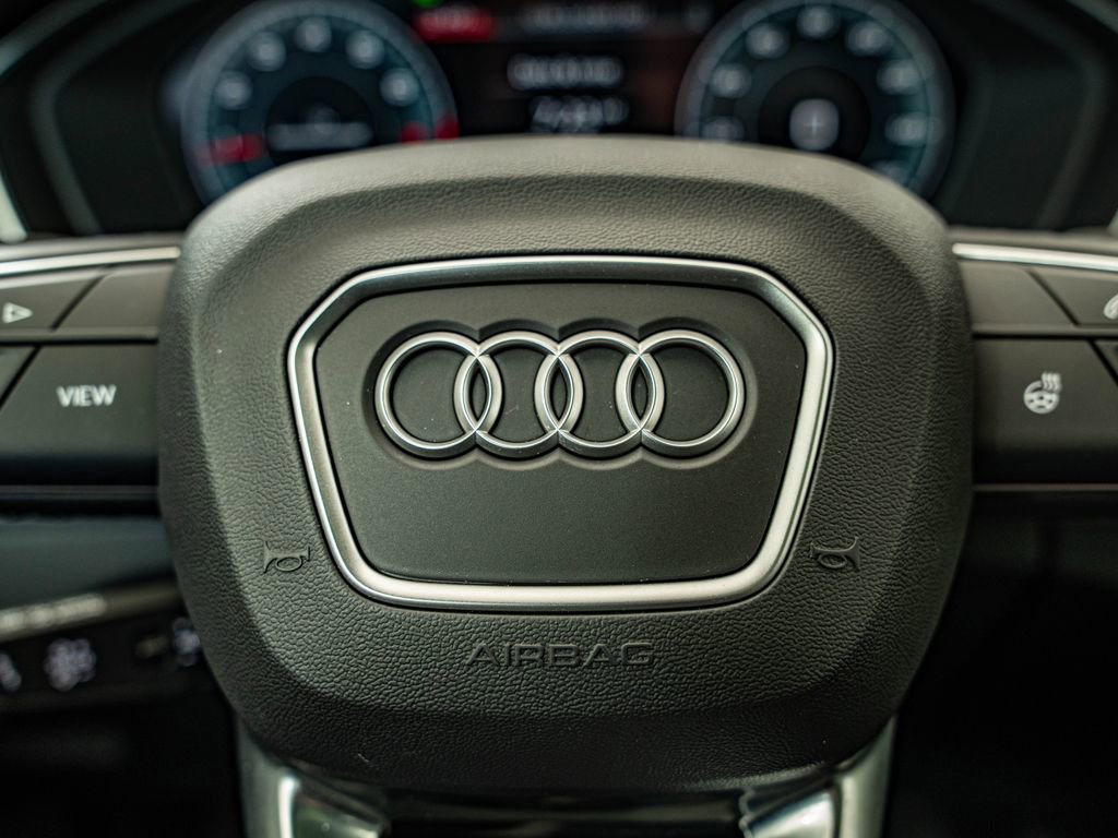 Certified 2025 Audi Q5 2.0T Premium w/ Convenience Plus Package AWD/4WD image 22