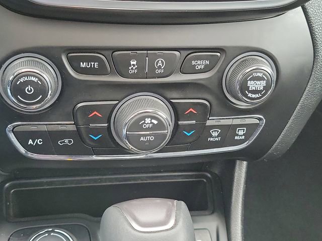 Certified 2021 Jeep Cherokee Limited w/ Elite Package image 23