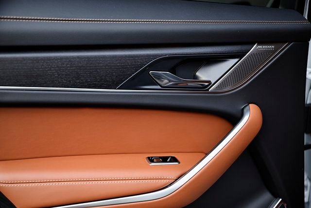 New 2026 Jaguar F-PACE R-Dynamic S AWD/4WD image 23