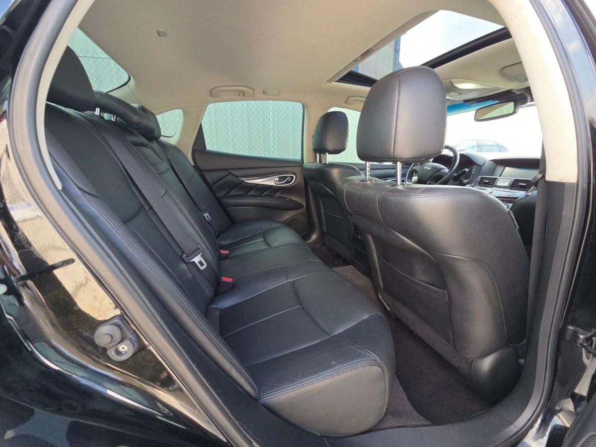 Used 2015 INFINITI Q70 3.7 AWD/4WD image 23