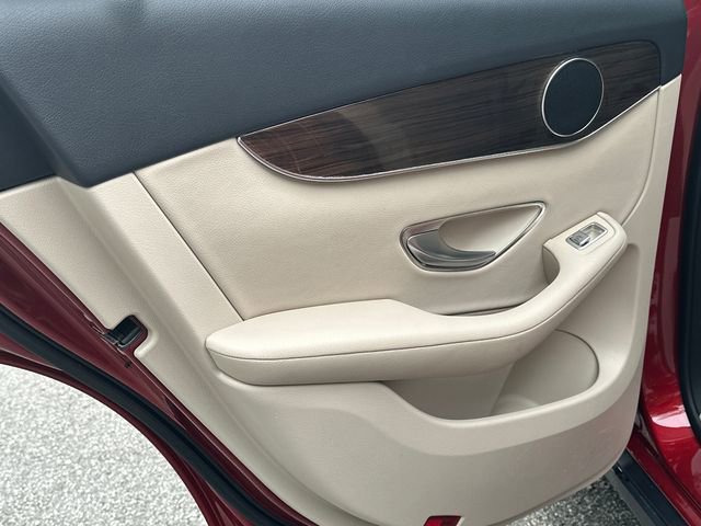 Used 2019 Mercedes-Benz GLC 300 w/ Parking Assistance Package image 22