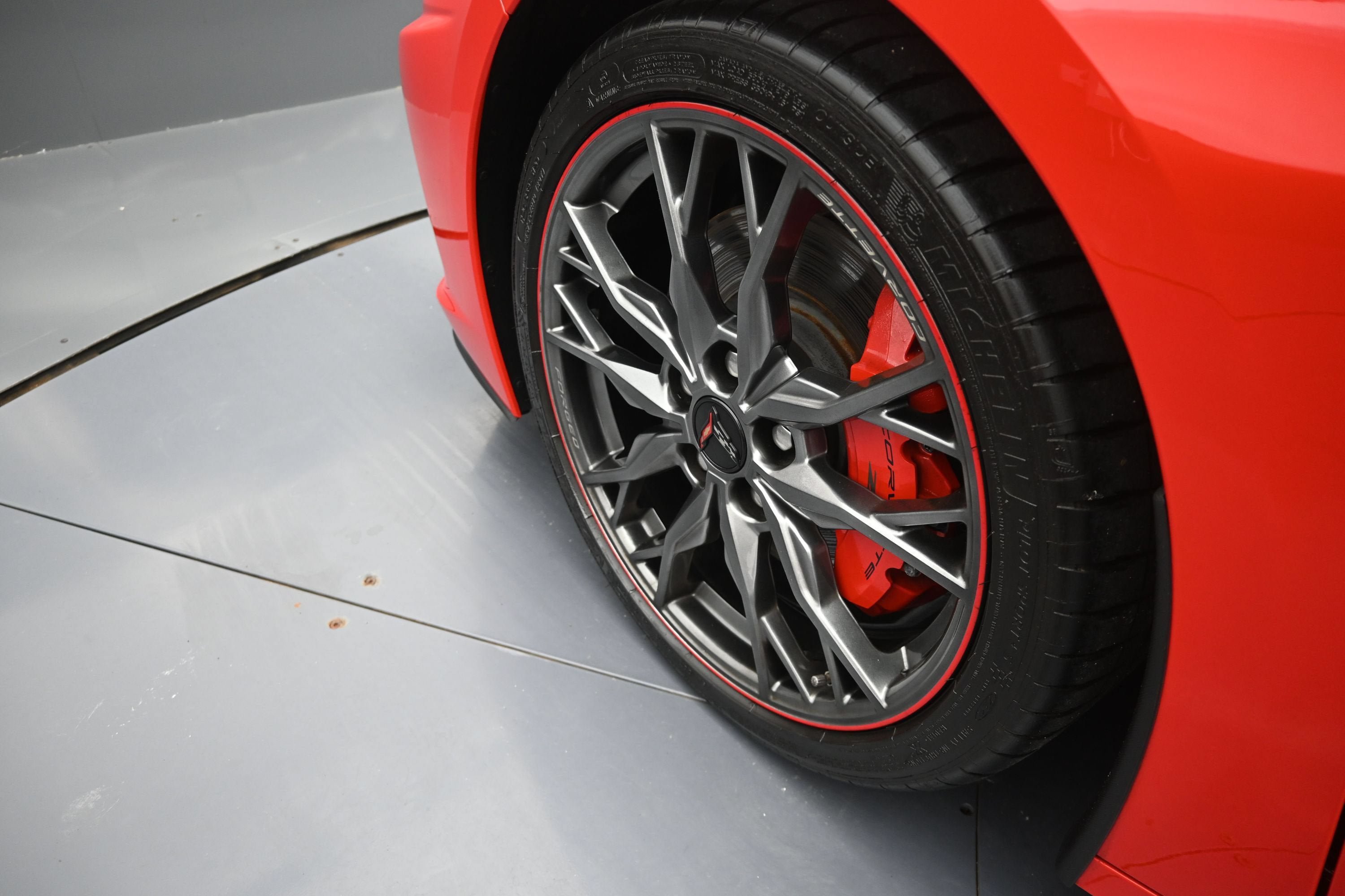 Used 2024 Chevrolet Corvette Stingray Premium Conv w/ Z51 Performance Package RWD image 35