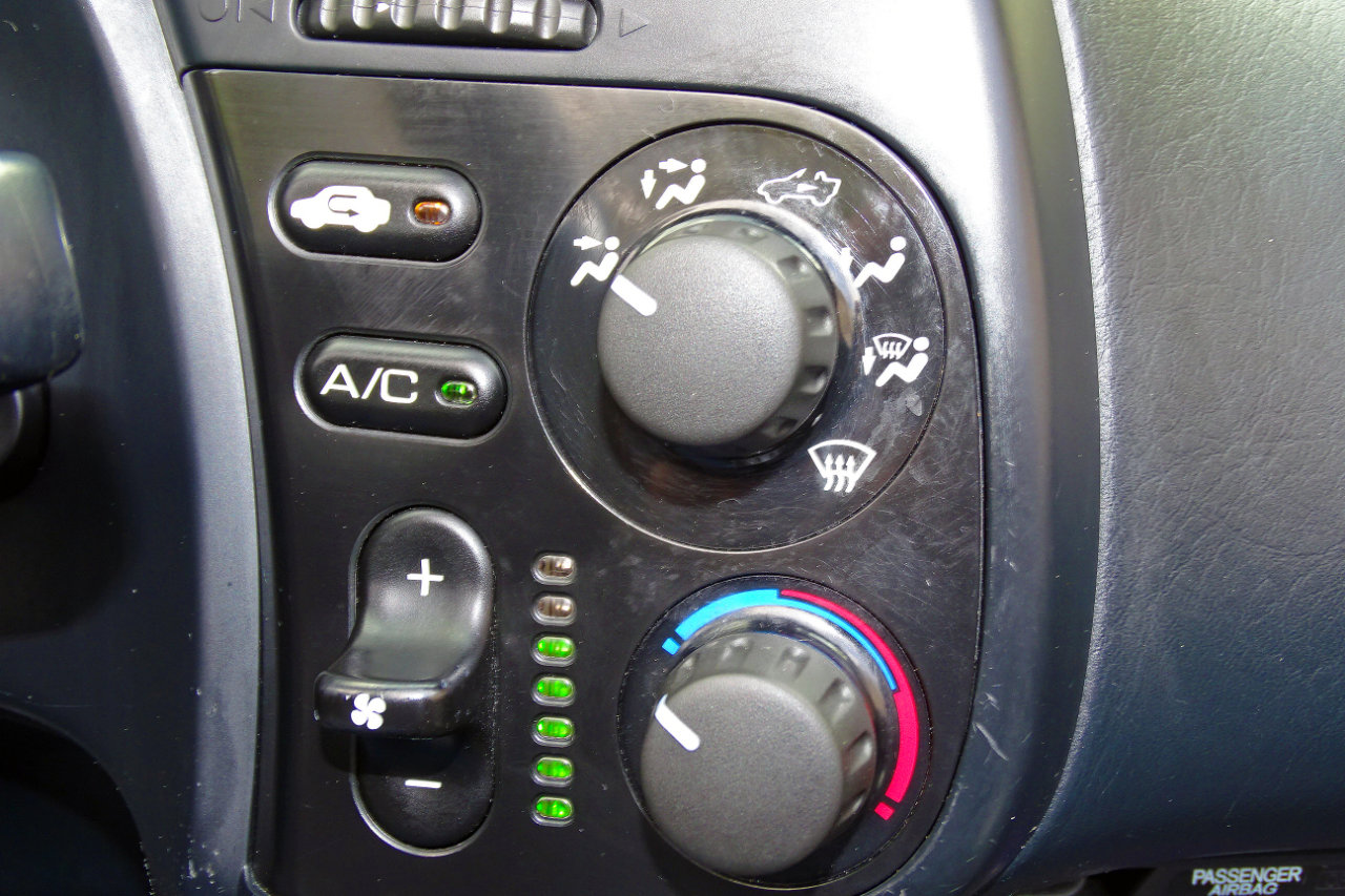 Used 2006 Honda S2000 image 21