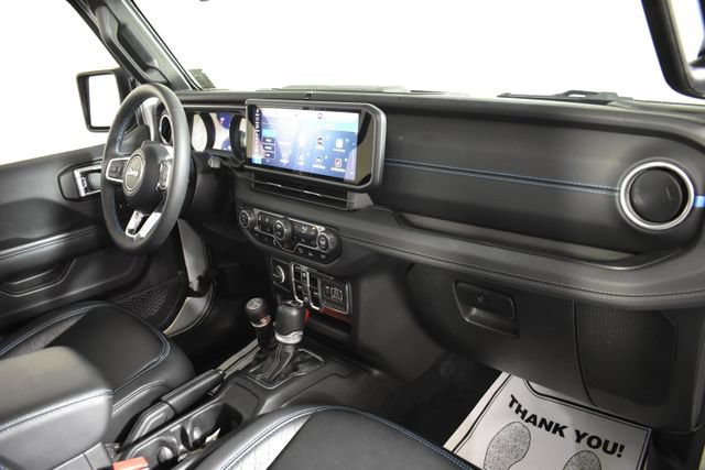 Used 2024 Jeep Wrangler High Altitude AWD/4WD image 37