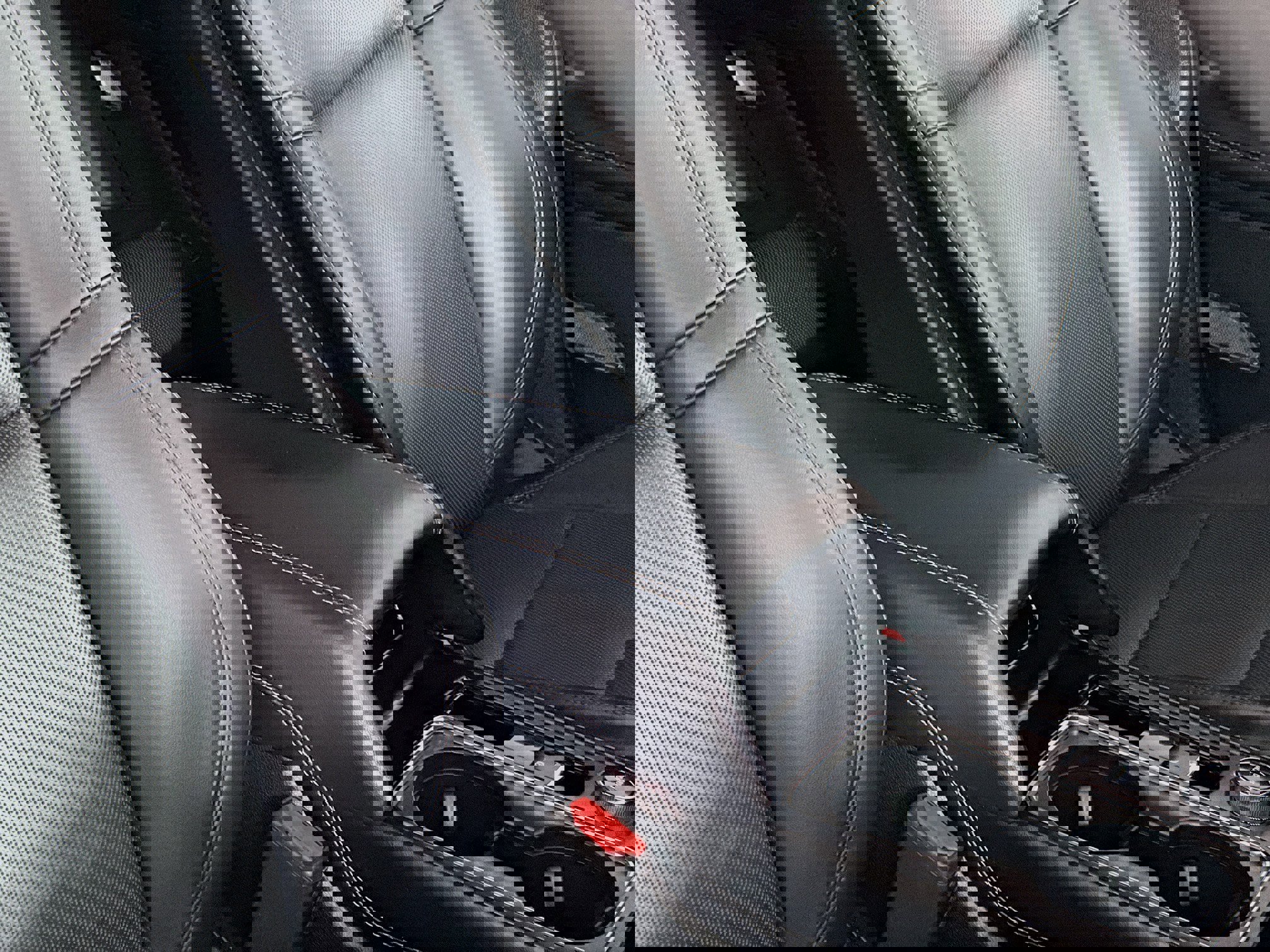 Used 2022 Lincoln Corsair Grand Touring w/ Towing Package image 39