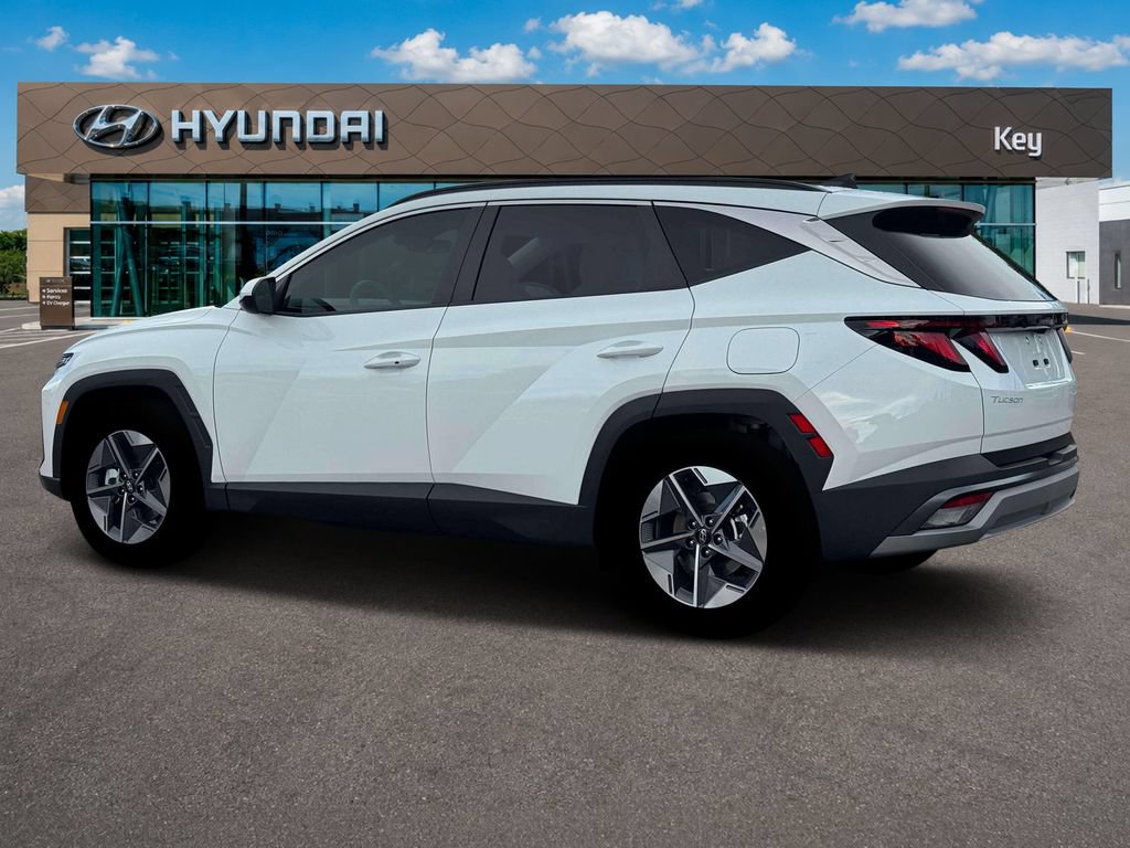 Used 2026 Hyundai Tucson SEL FWD image 4