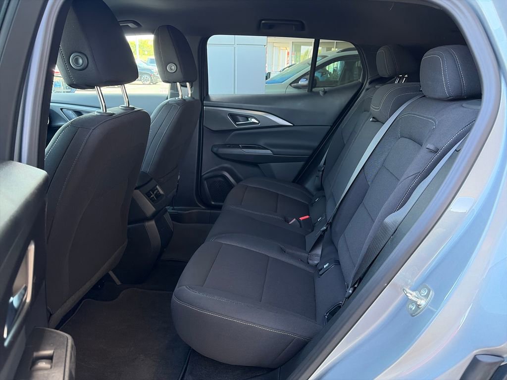 New 2026 Chevrolet Equinox EV LT FWD image 24