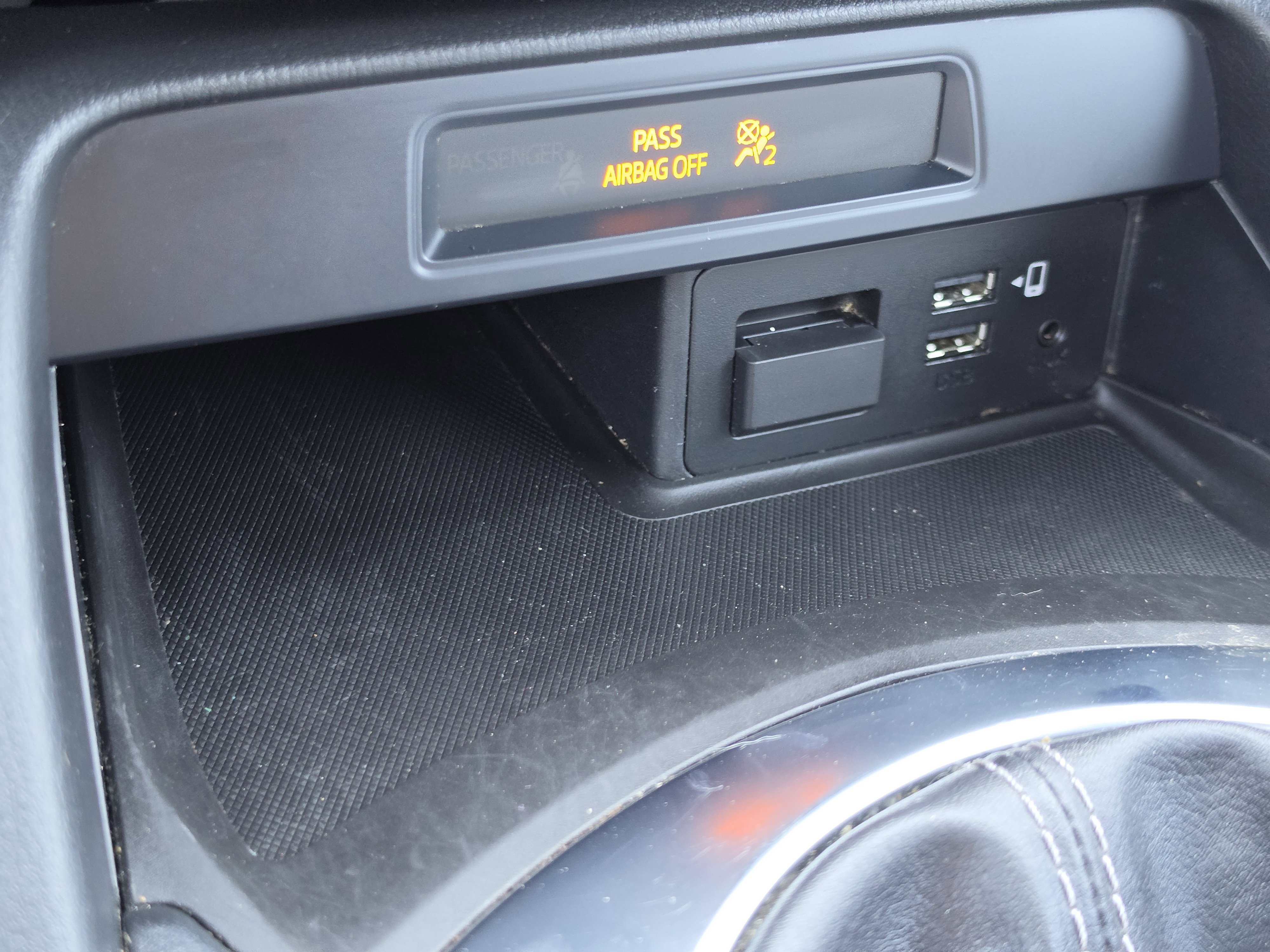Used 2021 MAZDA MX-5 Miata Sport RWD image 19