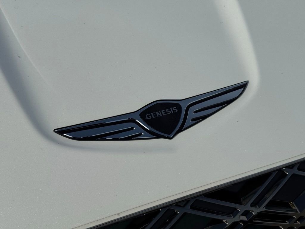 New 2026 Genesis GV70 2.5T Advanced image 8