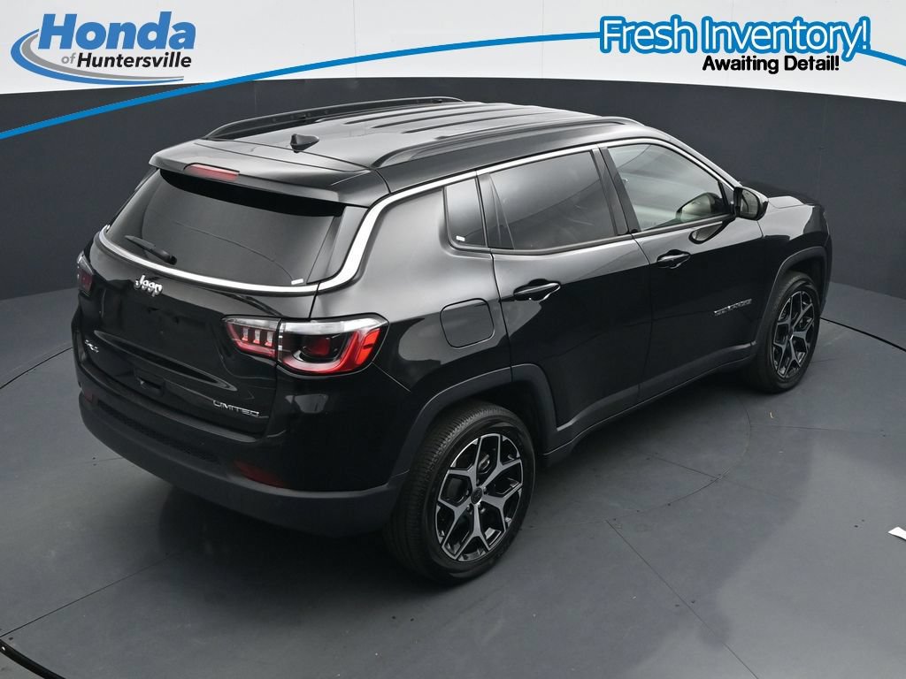 Used 2025 Jeep Compass Limited AWD/4WD image 23