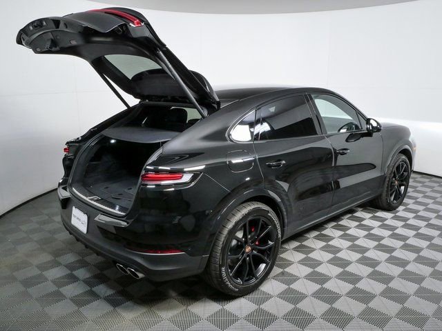 New 2026 Porsche Cayenne S image 30