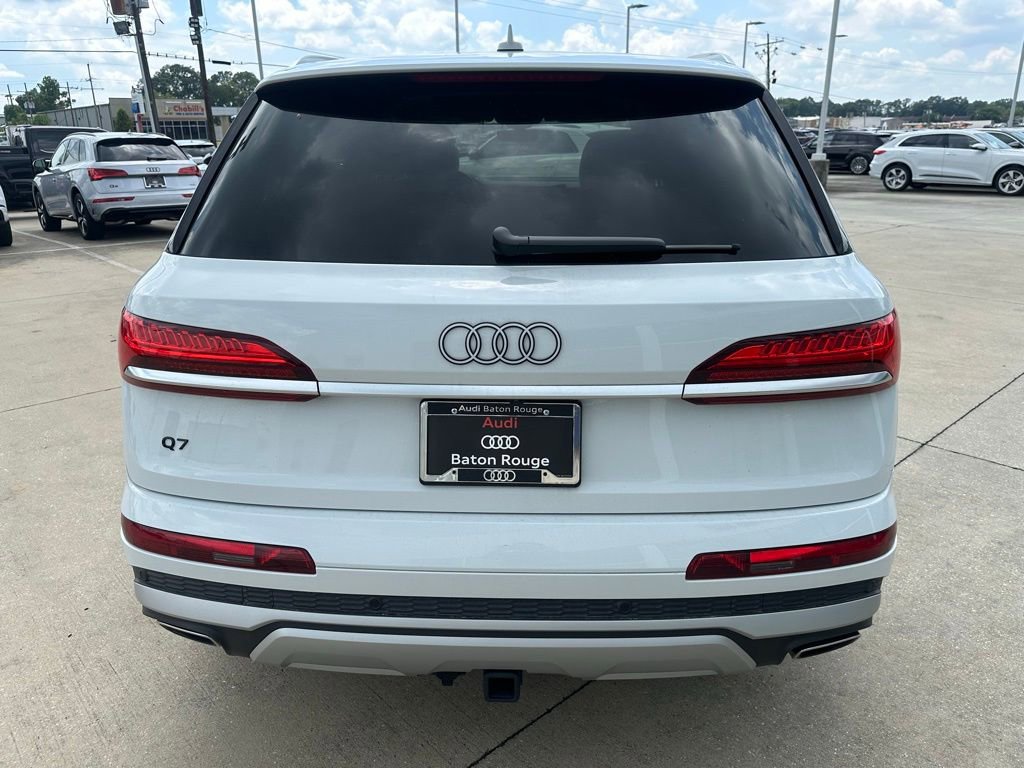 Used 2025 Audi Q7 3.0T Prestige image 8