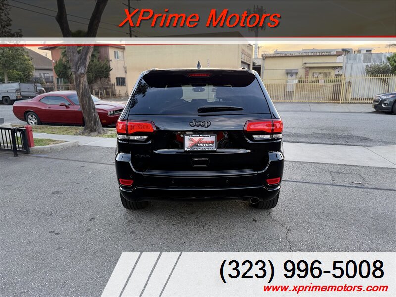 Used 2017 Jeep Grand Cherokee Altitude AWD/4WD image 6