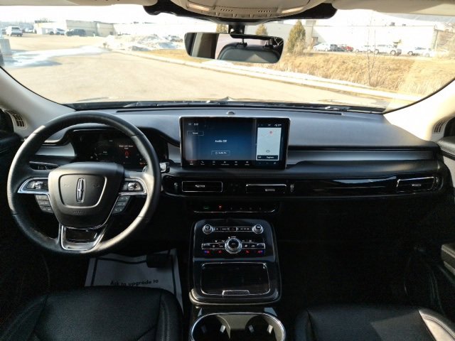 Used 2023 Lincoln Nautilus AWD w/ Premium Package image 33