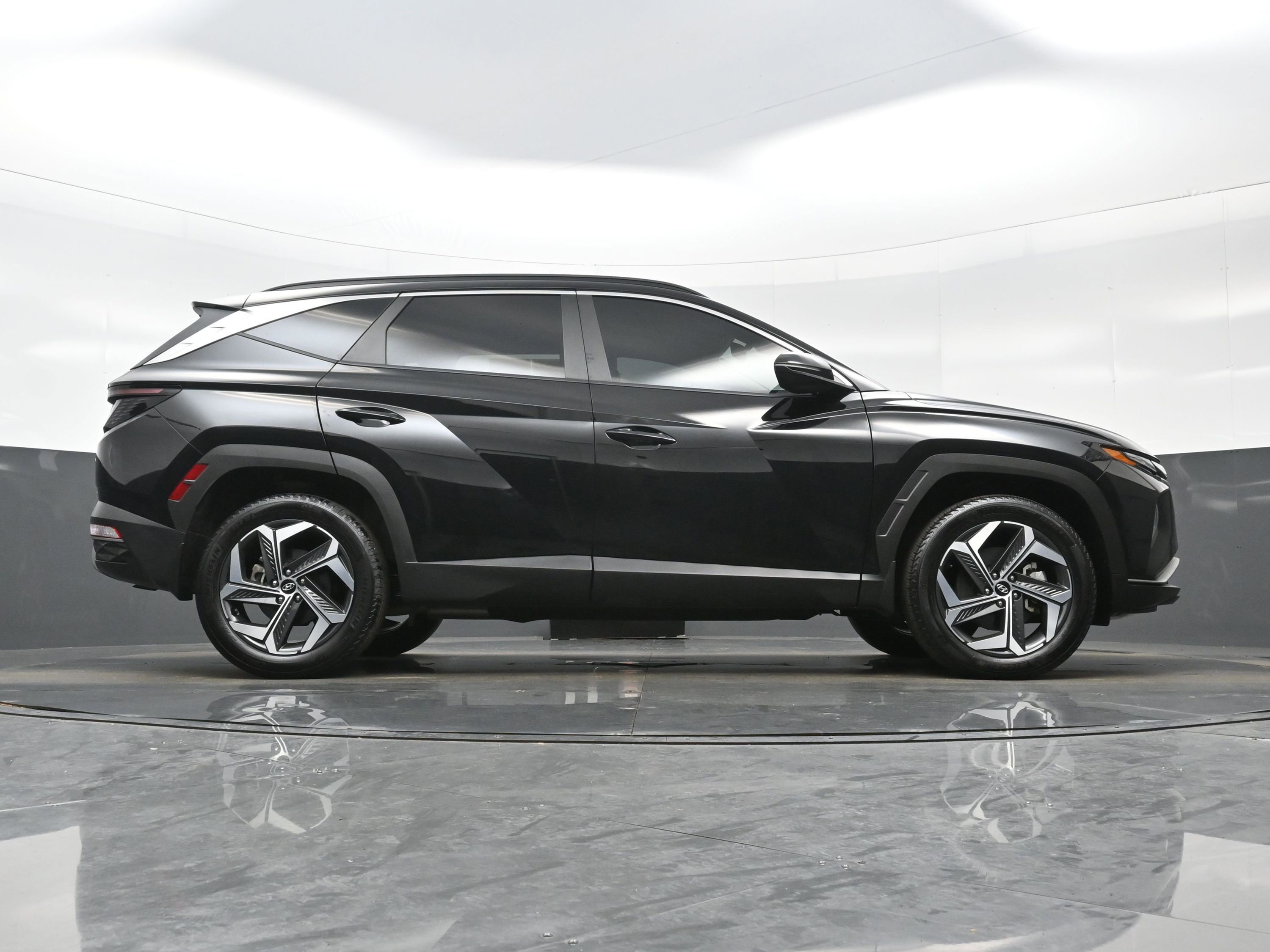 Used 2023 Hyundai Tucson SEL w/ Convenience Package AWD/4WD image 33