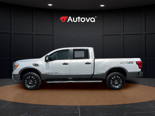 Used 2016 Nissan Titan PRO-4X AWD/4WD image 2