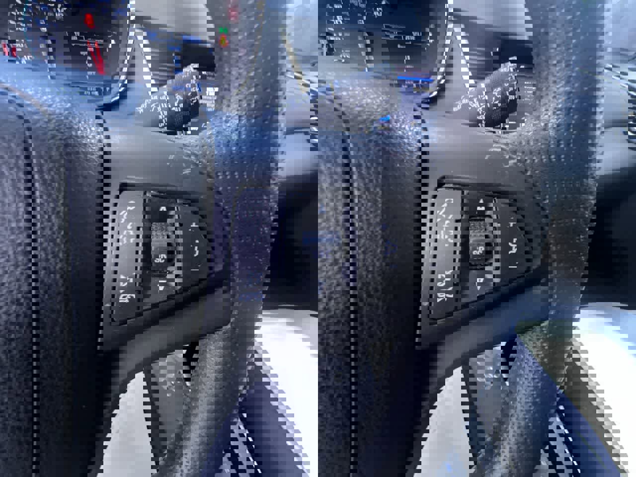 Used 2022 Chevrolet Trax LS image 20