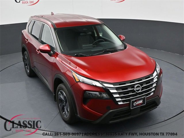 Used 2024 Nissan Rogue SV image 1