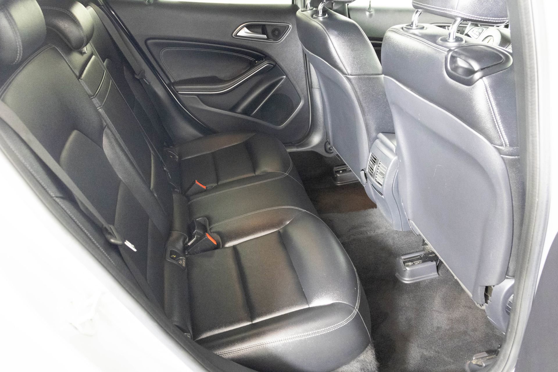 Used 2016 Mercedes-Benz GLA 250 GLA 250 image 38